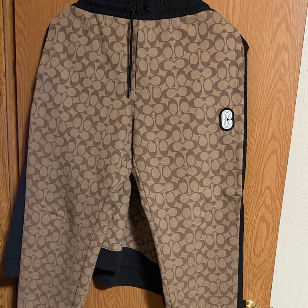 Coach Men's Brown and Black Crewneck Sweater - Picture 2 of 3